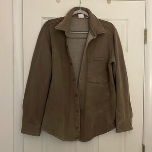 Brown aritzia TNA sweat fleece shacket